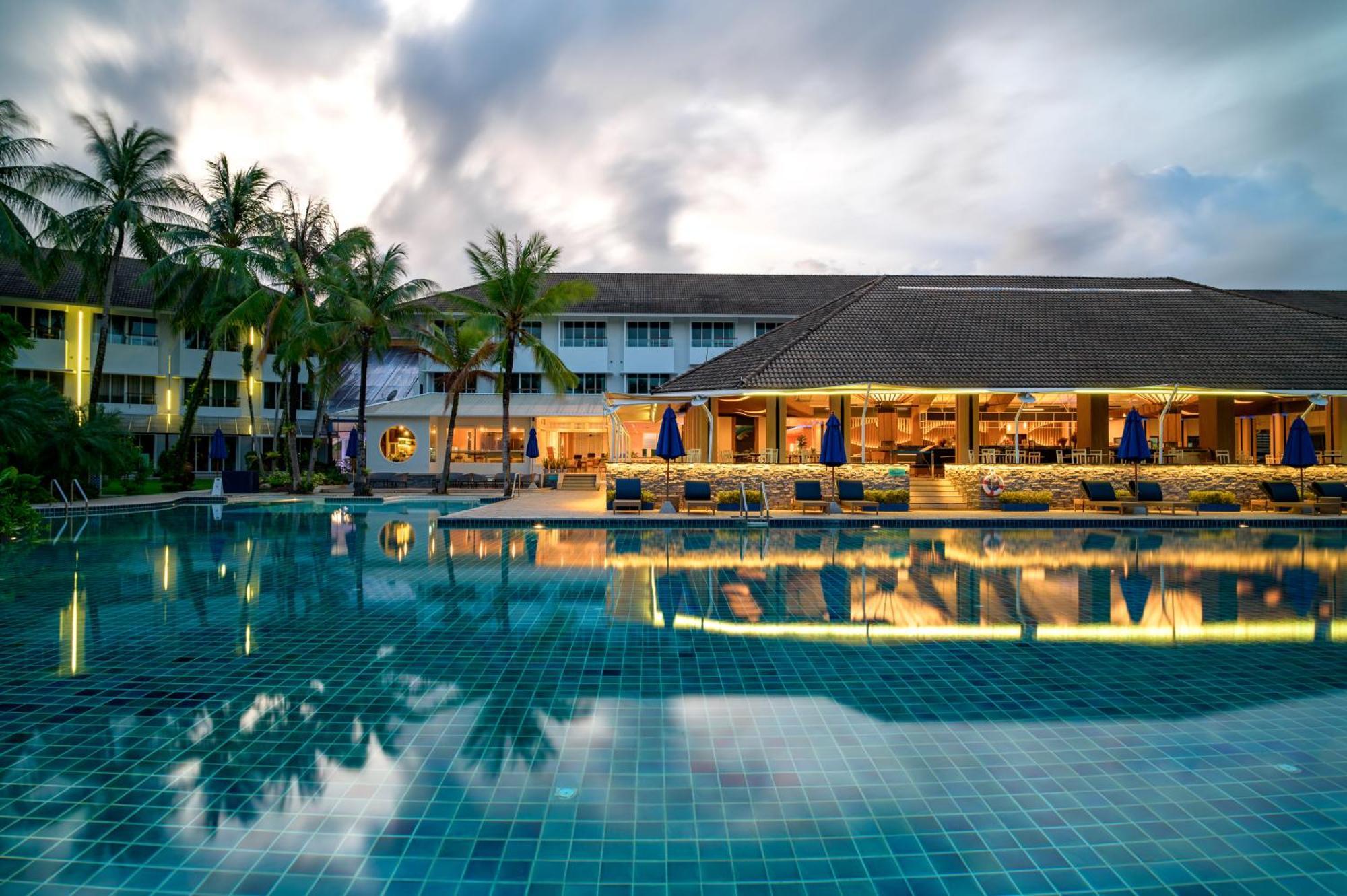 Nh Boat Lagoon Phuket Resort מראה חיצוני תמונה